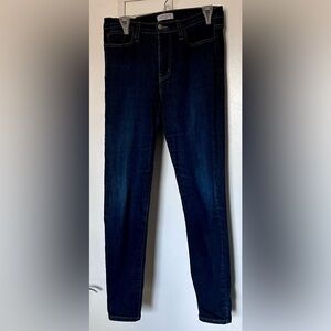 Judy Blue Ankle Jeans